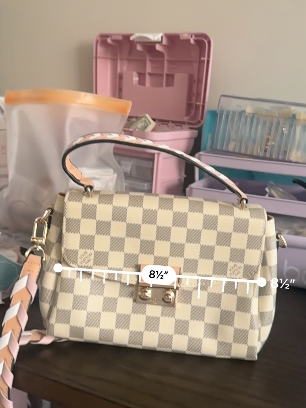 Source Unknown Cream and Tan Checked Satchel with Gold Hardware - Picture 10 of 13